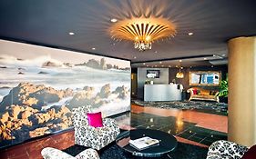 Mercure Wellington Central City 3*